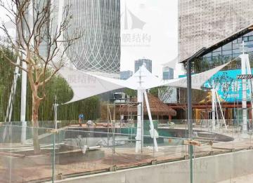 預張力在張拉膜結構建筑中的關鍵作用是什么？